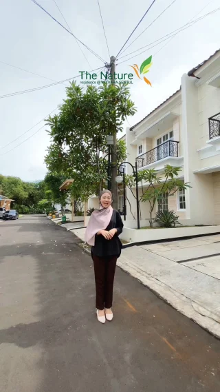Instagram post from mutiara_sentul. This post is in position 12.